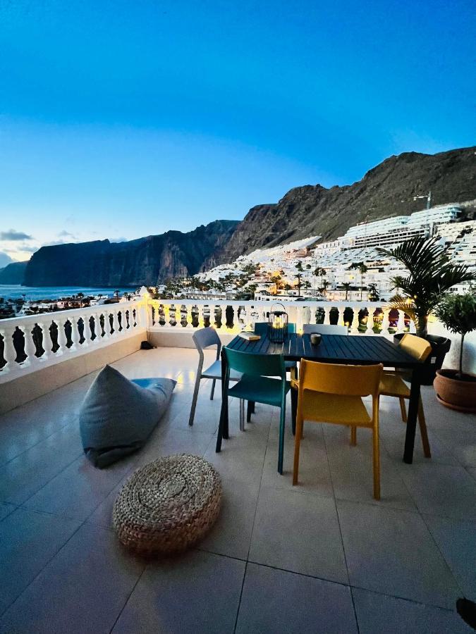 Apartamento Luxury Penthouse With Breathtaking Views And Huge Private Terraces Puerto de Santiago  Exterior foto